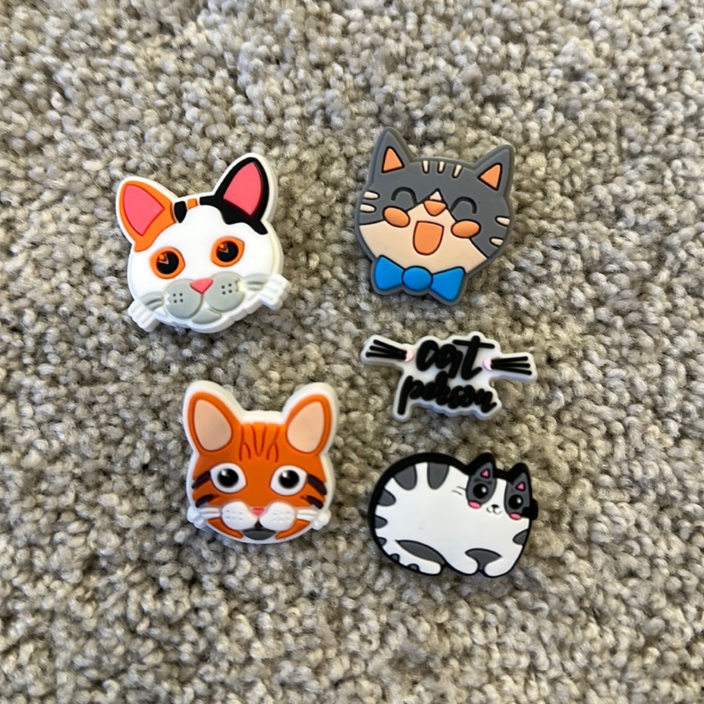 Cat Shoe Charms (Croc Jibbitz) - Picture 2 of 4